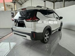 Mitsubishi Xpander Cross premium AT ( Matic ) 2020 Putih Km 48rban plat ganjil tangerang selatan 4