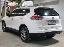 Nissan X-Trail 2.5 CVT 2016 Putih - BUNGA 0% 1 TAHUN* 4