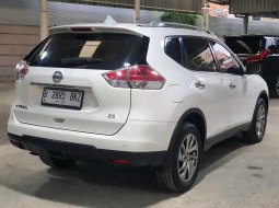 Nissan X-Trail 2.5 CVT 2016 Putih - BUNGA 0% 1 TAHUN* 5