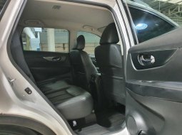 Nissan X-Trail 2.5 CVT 2016 Putih - BUNGA 0% 1 TAHUN* 7