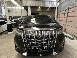 Toyota Alphard 2.5 G A/T 2021 Hitam 2