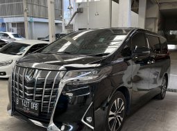 Toyota Alphard 2.5 G A/T 2021 Hitam 3