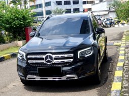 Mercedes-Benz GLB 200 Progressive Line 2022 hitam km 45 ribuan cash kredit proses bisa dibantu 2