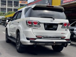 FORTUNER G TRD AT PUTIH 2012 TERAWAT DIJUAL CEPAT TERMURAH 5