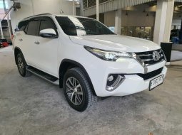 Toyota Fortuner 2.4 VRZ 4x2 AT 2019 Putih 4
