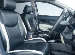 JUAL Daihatsu Terios R Deluxe AT 2018 Putih 6