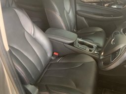 WULING CORTEZ EX T LUX + 1.5 2022 abu abu 3