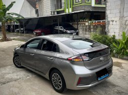 Hyundai Ioniq Electric 2021 2