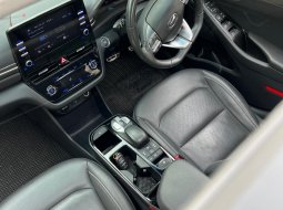 Hyundai Ioniq Electric 2021 5