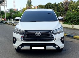 Toyota Kijang Innova 2.4G 2024 diesel putih km 6 ribuan