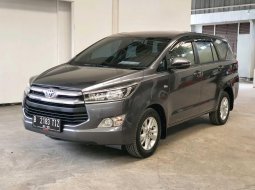 Toyota Kijang Innova 2.0 G Abu-abu 4