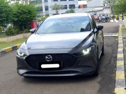Mazda 3 Hatchback 2023 abu km 11 ribuan pajak panjang
