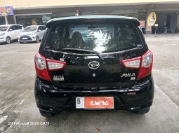 Daihatsu Ayla 1.0L X MT 2022 Hitam 2