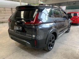 Mitsubishi Xpander Cross Black Edition AT 2021 Abu-abu 5