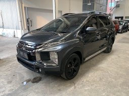 Mitsubishi Xpander Cross Black Edition AT 2021 Abu-abu 7