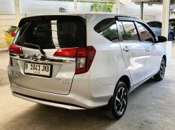 Daihatsu Sigra 1.2 R AT 2024 5