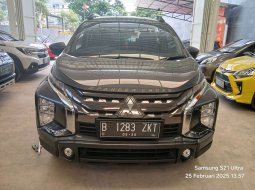 Mitsubishi Xpander Cross Black Edition 2021 Abu-abu