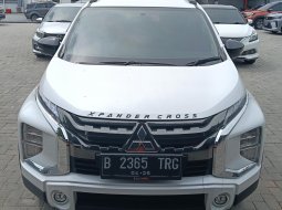 JUAL Mitsubishi Xpander Cross Rockford Fosgate Black Edition 2021 Putih
( Kilometer 38rb ) 2