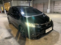 Honda Jazz RS AT 2019 Hitam 2