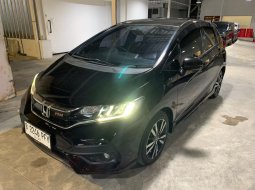Honda Jazz RS AT 2019 Hitam 3