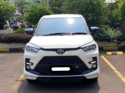 Toyota Raize 1.0T GR Sport CVT (One Tone) 2022 putih km 22 ribuan