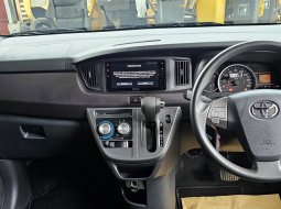 Cuma 11rban Mulus Like New Km Toyota Calya G A/T ( Matic ) 2024 Silver 8