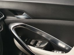 Wuling Almaz Exclusive 7 Seater 2021 hitam sunroof 20