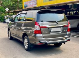 Toyota Kijang Innova V 2014 Abu-abu 6