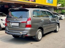 Toyota Kijang Innova V 2014 Abu-abu 4