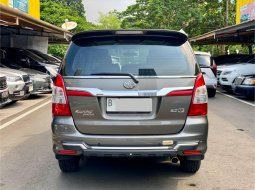 Toyota Kijang Innova V 2014 Abu-abu 5