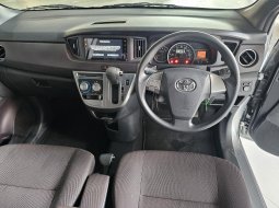 Toyota Calya G AT ( Matic ) 2024 Silver Low km 11rban Good Condition Siap Pakai 10