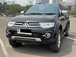 PAJERO DAKAR AT HITAM 2013 TERAWAT DIJUAL CEPAT TERMURAH