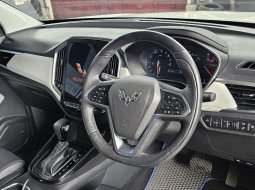 Antik Cuma 11rb Km Wuling Almaz Exclusive 7 Seater A/T ( Matic ) 2019 Putih 9
