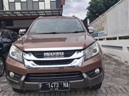 Isuzu MUX Matic Tahun 2014 Kondisi Mulus Terawat Istimewa Seperti Baru