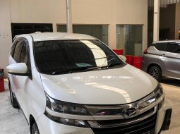 Daihatsu Xenia 1.3 R AT 2019 Putih