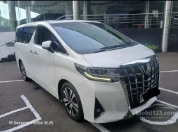 Toyota Alphard 2.5 G A/T 2021 Putih 7
