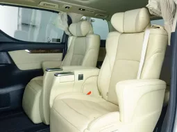 Toyota Alphard 2.5 G A/T 2021 Putih 9