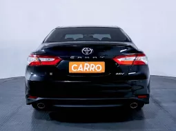 Toyota Camry 2.5 V 2021 Hitam 12