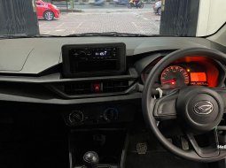 Daihatsu Ayla M 1.0 MT 2024 - KM Rendah 2 RIbuan! Pajak Panjang - D1634ALO 6