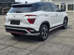 Hyundai Creta prime 2023 Putih two tone km 19 ribu 4