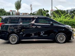 Lexus LM 350 2021 hitam vip 4 seater km 23 ribuan 4