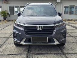 Honda BR-V Prestige CVT with Honda Sensing 2023 Abu-abu km 23 ribuan