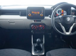JUAL Suzuki Ignis GL MT 2017 Silver 8