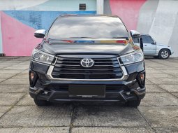 Toyota kijang innova  Venturer 2.4 A/T DSL 2021 Hitam