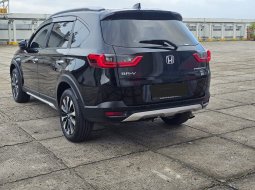 Honda BR-V Prestige CVT 2023 Hitam km antik 800 perak 2