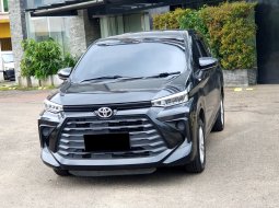 Toyota Avanza 1.3E AT 2023 hitam 2