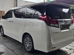 Toyota Alphard 2.5 G ATPM A/T ( Matic ) 2017 Putih Mulus Siap Pakai Good Condition 4