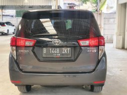 Toyota Kijang Innova V Luxury AT 2021 6
