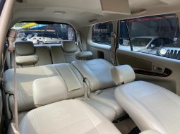 Toyota Kijang Innova V 2014 Abu-abu 12