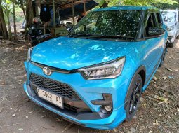 Toyota Raize 1.0T GR Sport CVT 2022 Biru 2